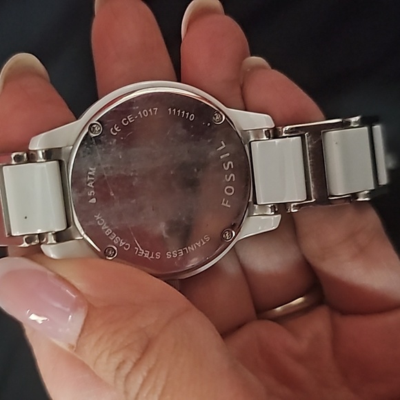 FOSSILWhite Ceramic White Mother of Pearl Dial Ladies WatchItem No. CE1017 - Picture 5 of 6